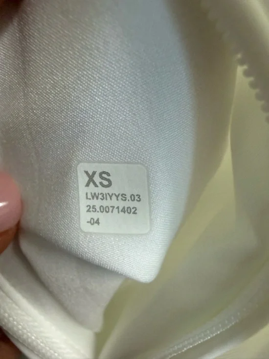 Lululemon Jacket - Picture 4 of 4